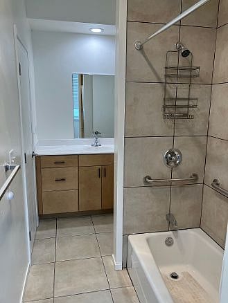 Furnished Finder property 819722_1 photo 3