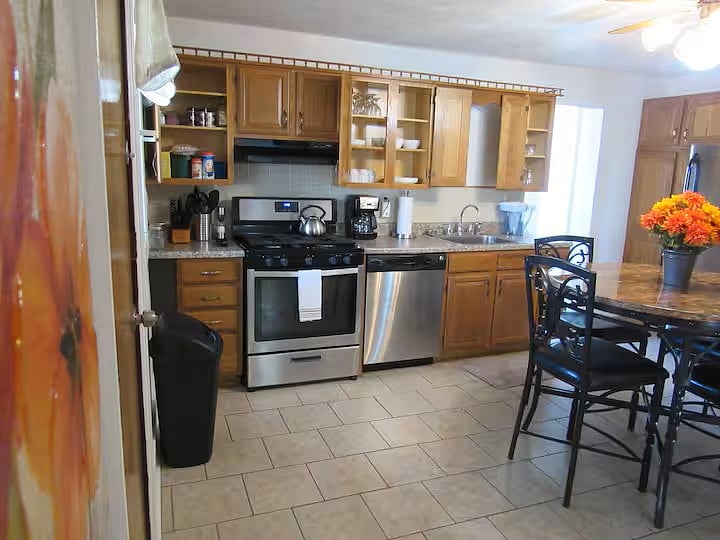 Furnished Finder property 819770_1 photo 8