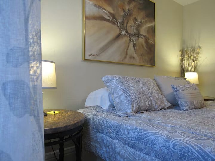 Queen Bedroom