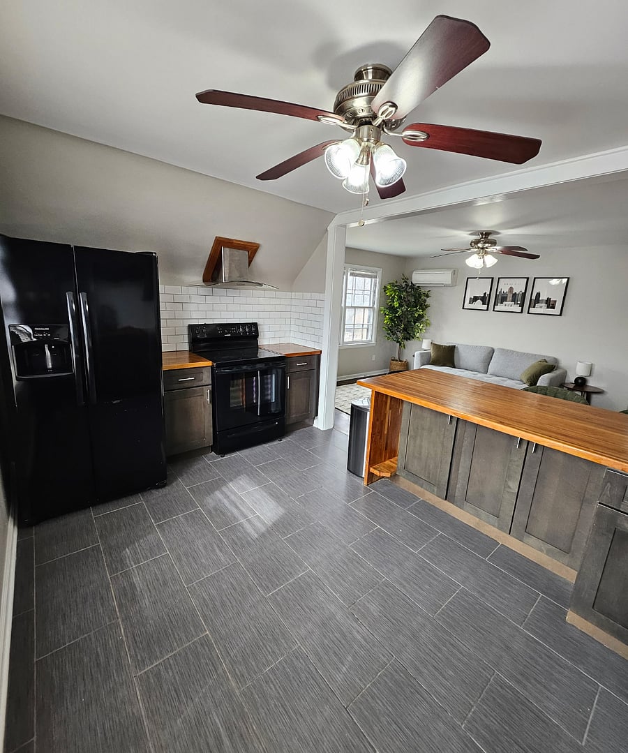 Open-Concept Kitchen: Flows seamlessly into the living spaceperfect for entertaining or casual dining.