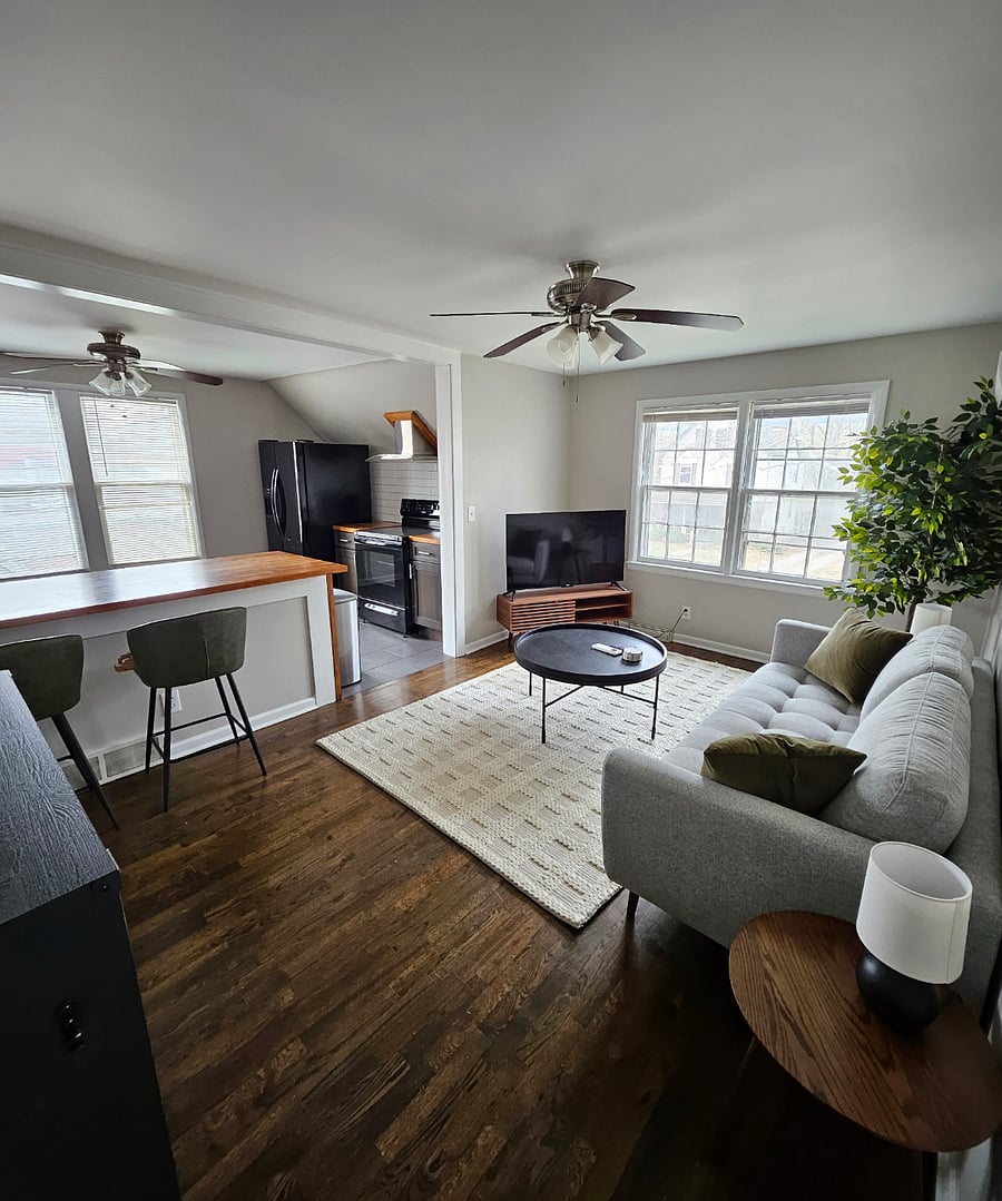 Open, Organized, and Entertaining-Ready: Kick off your shoes, grab a seat at the bar, and make yourself at home.
