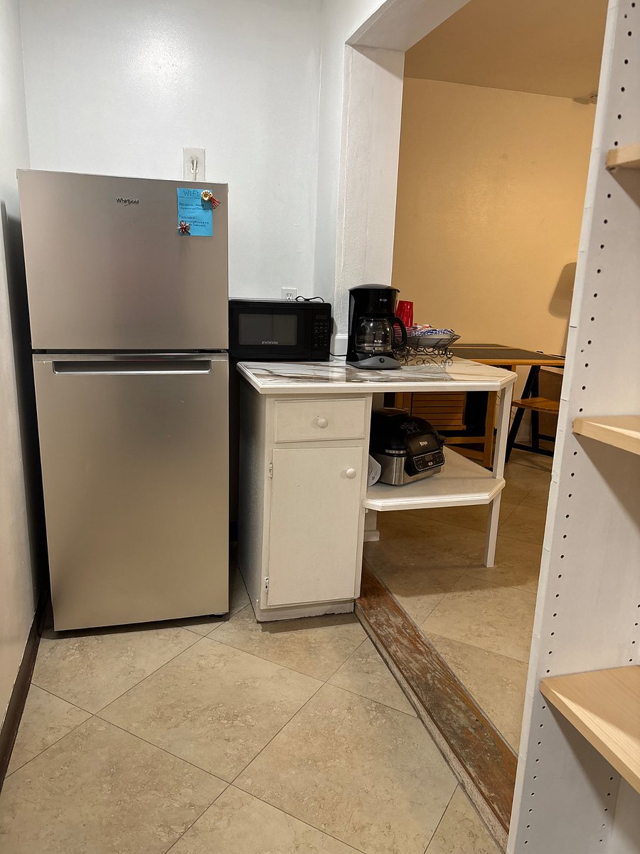 Kitchenette