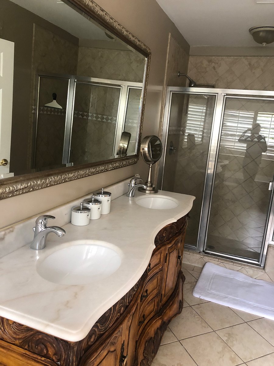 Furnished Finder property 819905_1 photo 10