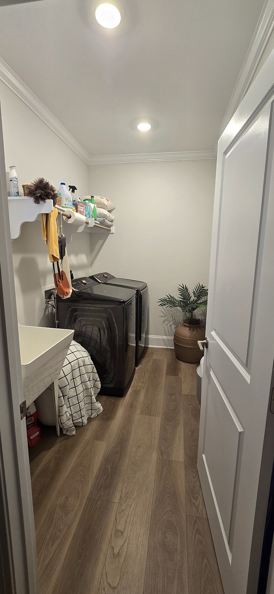 Washer & Dryer/ Laundry Room