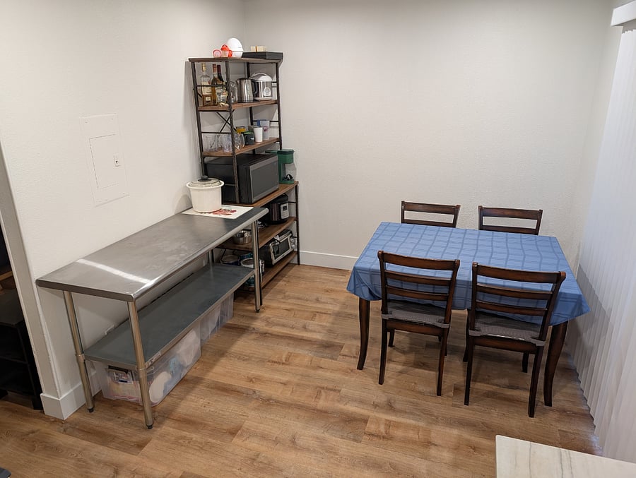 Kitchen table