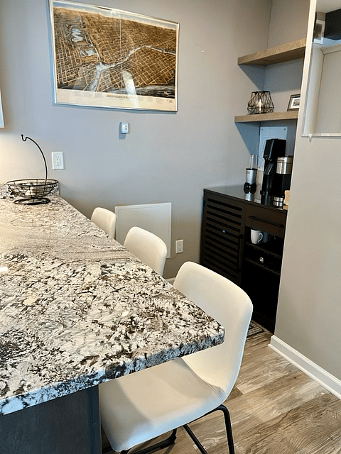 Furnished Finder property 820009_1 photo 7