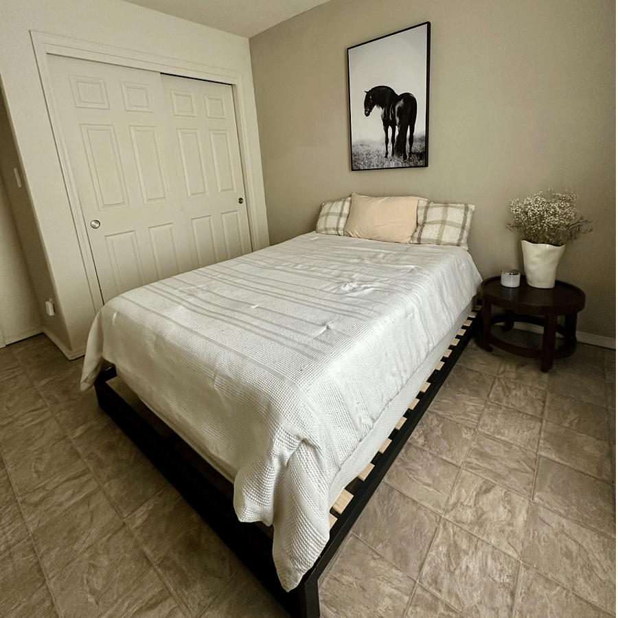 Furnished Finder property 820010_1 photo 5