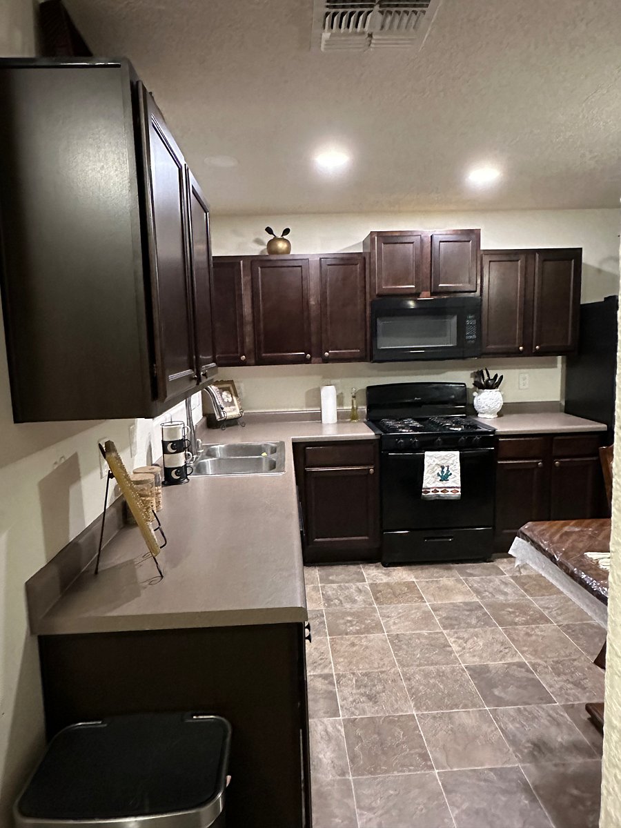 Furnished Finder property 820010_1 photo 9