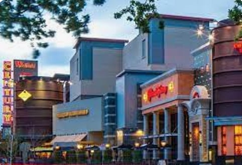 Oakridge Mall, Starbucks, Cheesecake Factory, BJs, Jamba Juice, Coldstone, Theaters, Macys, Nordstrom Rack, Target and many more! (10 minutes away!)