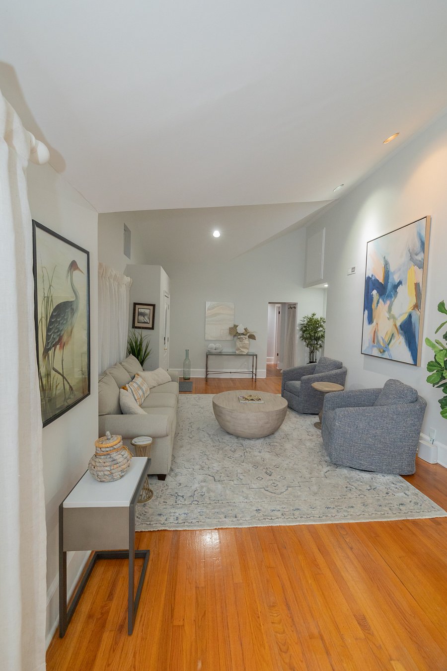 Furnished Finder property 820060_1 photo 8