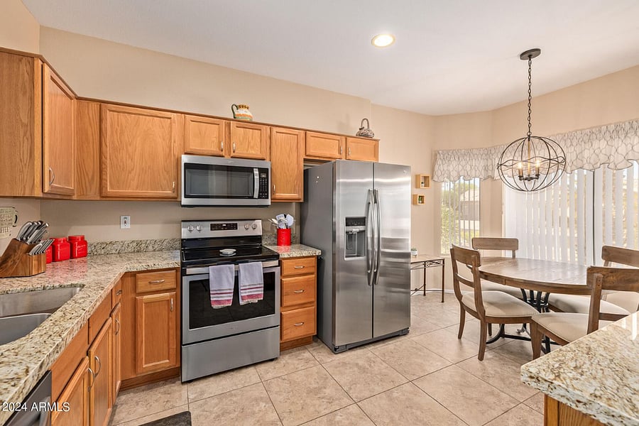 Furnished Finder property 820086_1 photo 3