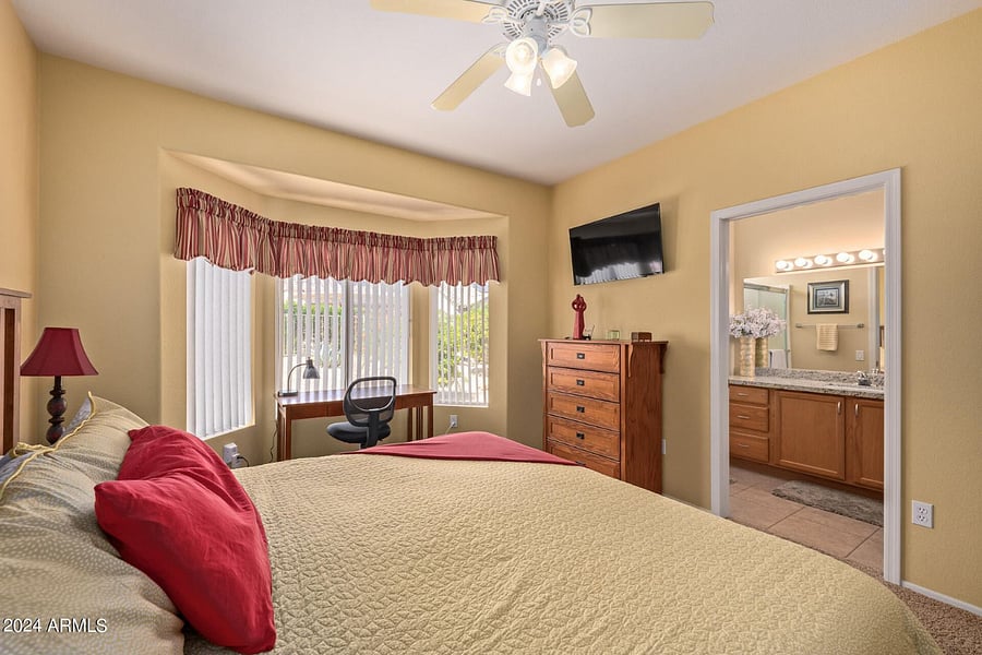 Furnished Finder property 820086_1 photo 11