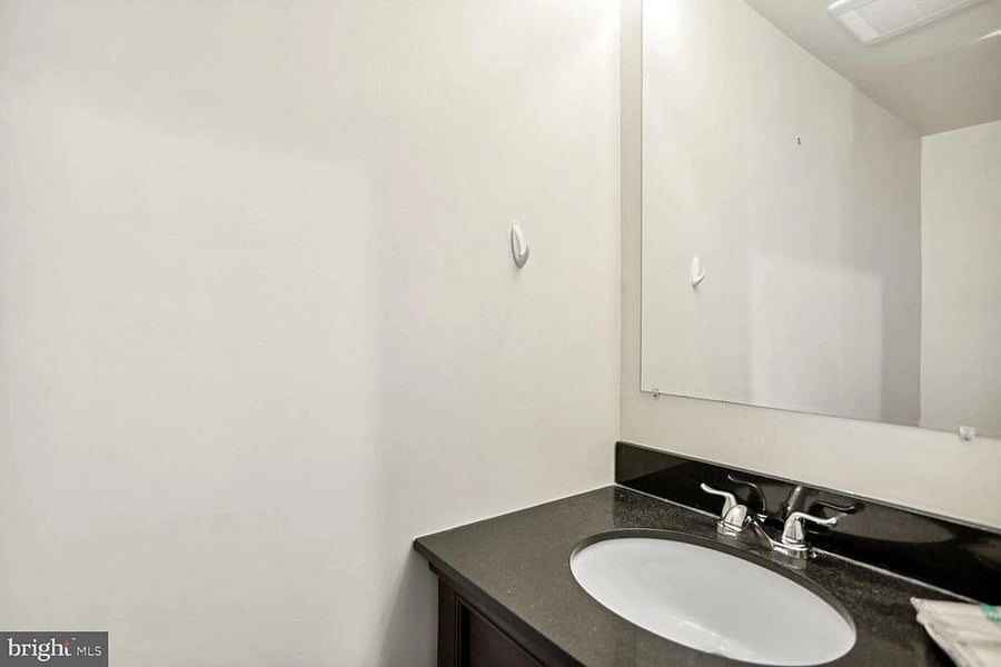 Furnished Finder property 820103_1 photo 7