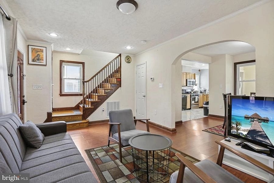 Furnished Finder property 820103_1 photo 17