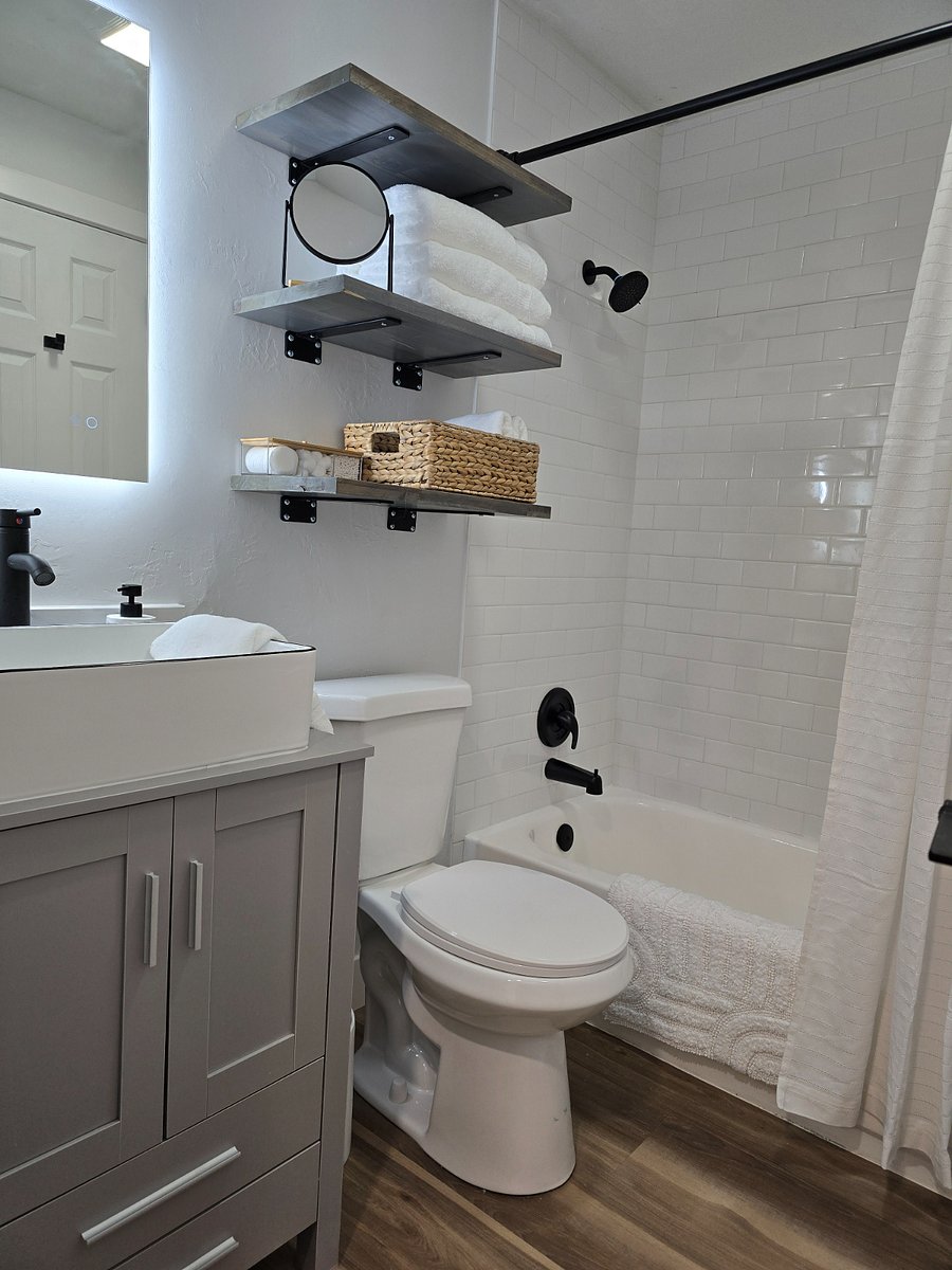 Furnished Finder property 820125_1 photo 16
