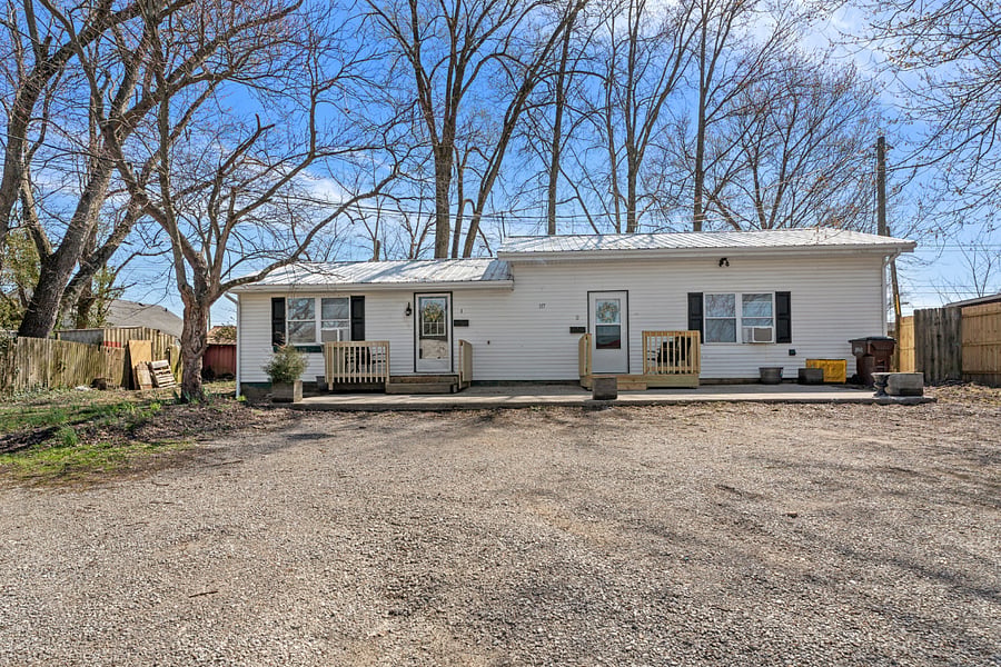 Furnished Finder property 820168_1 photo 12