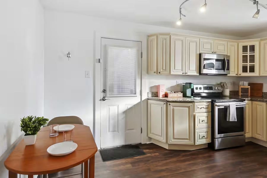 Furnished Finder property 820180_1 photo 6