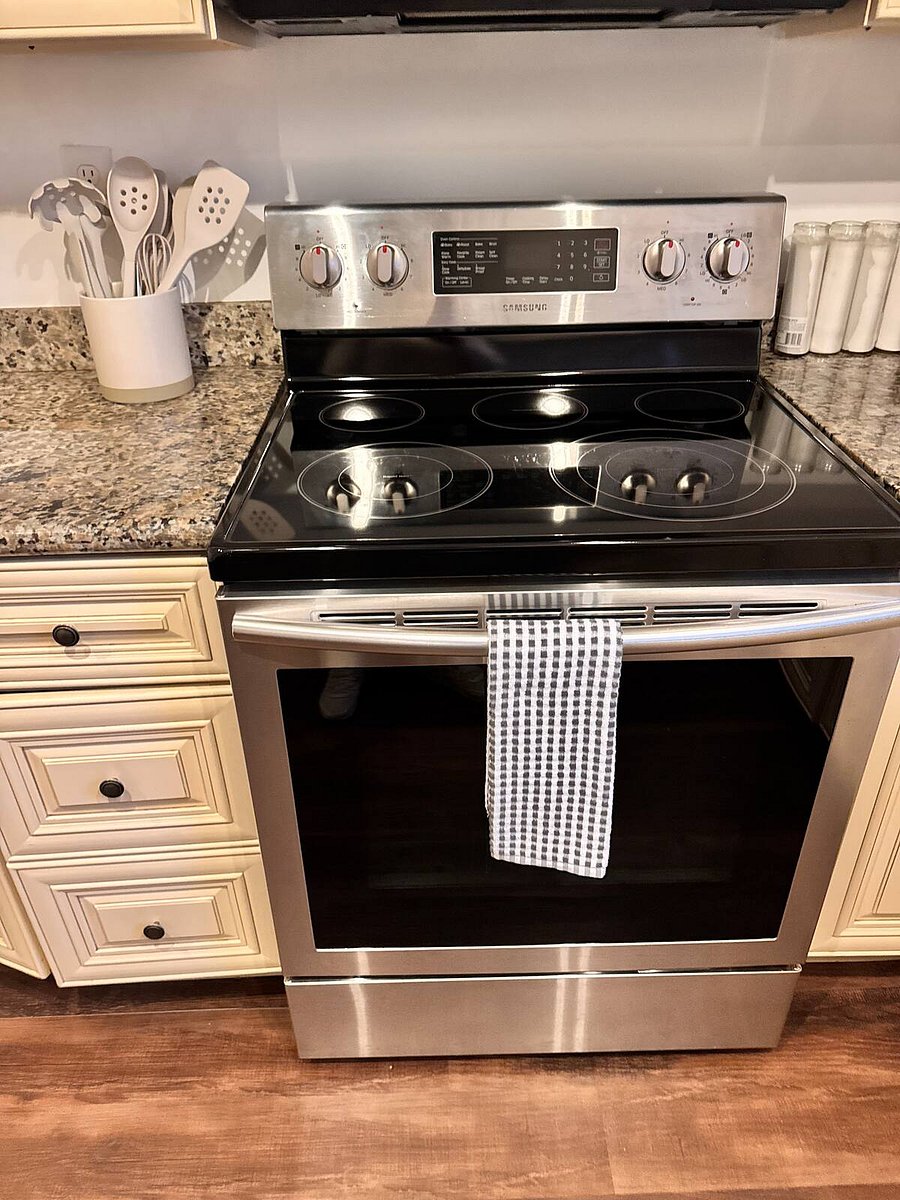 Furnished Finder property 820180_1 photo 7