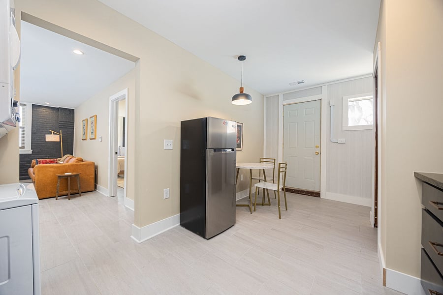 Furnished Finder property 820184_1 photo 4