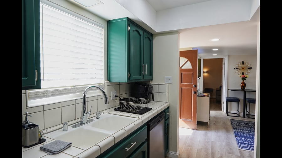 Furnished Finder property 820217_1 photo 9