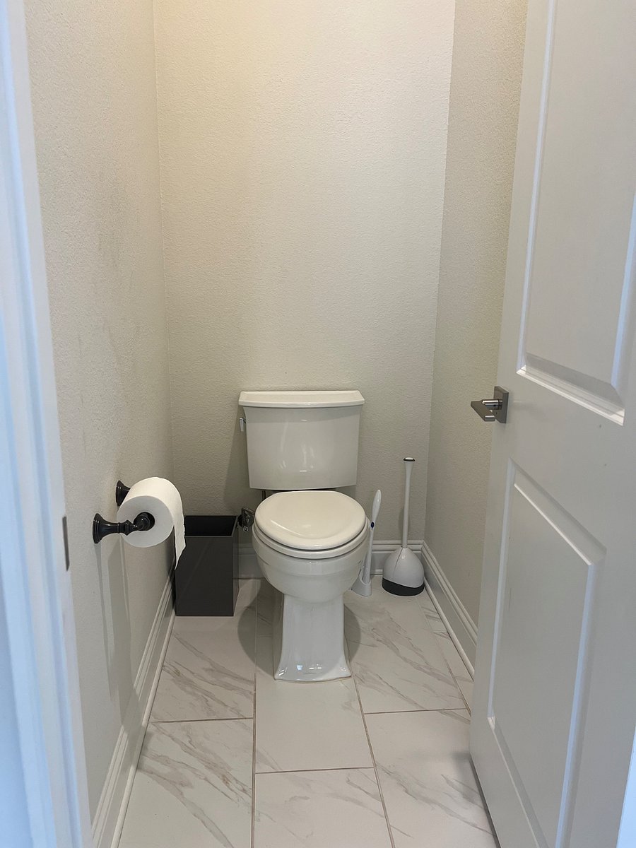 Furnished Finder property 820218_1 photo 12