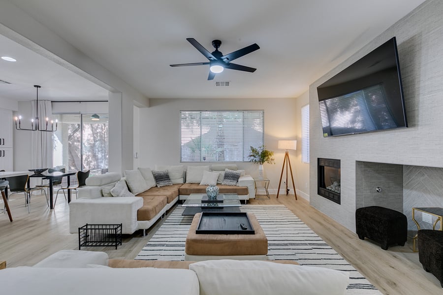 Gas fireplace