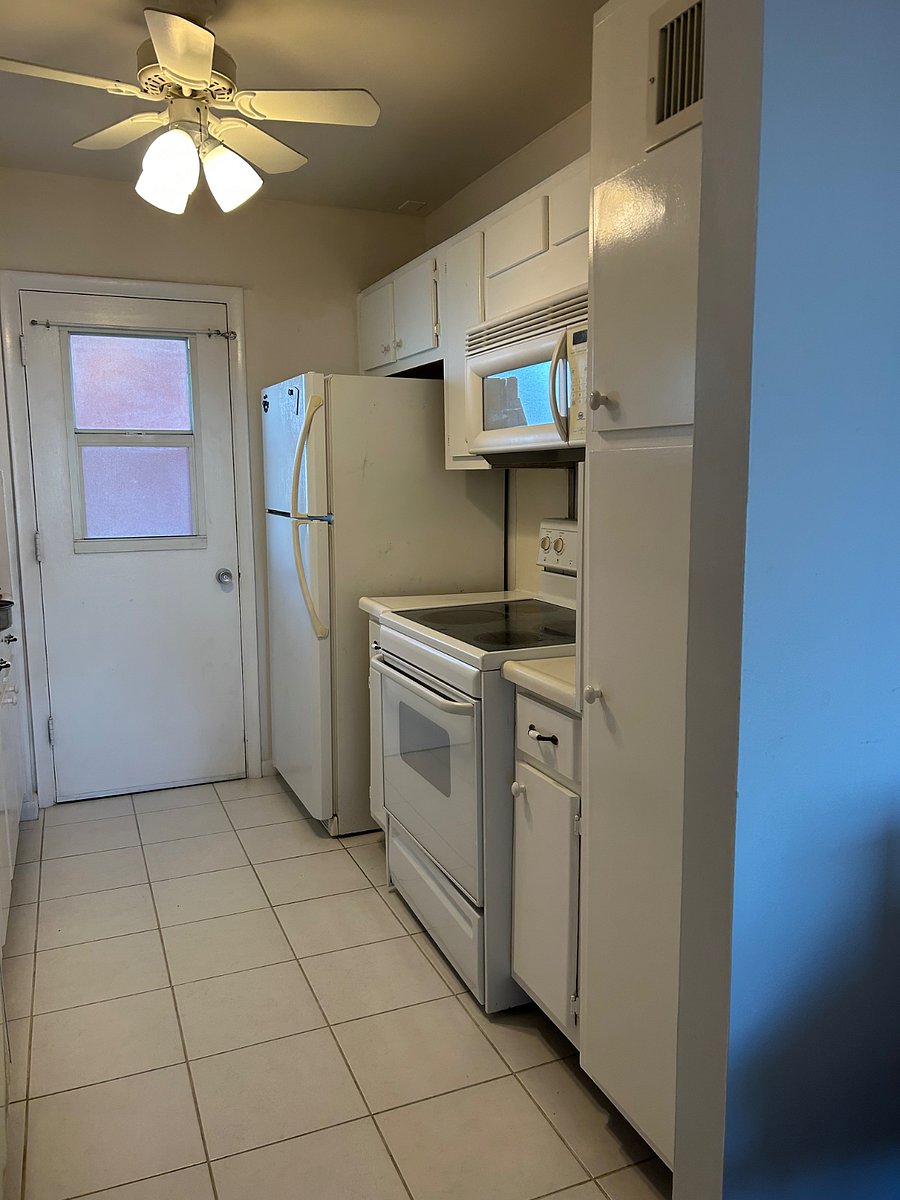 Furnished Finder property 820301_1 photo 9