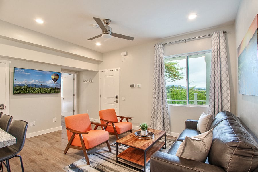 Furnished Finder property 820311_1 photo 2