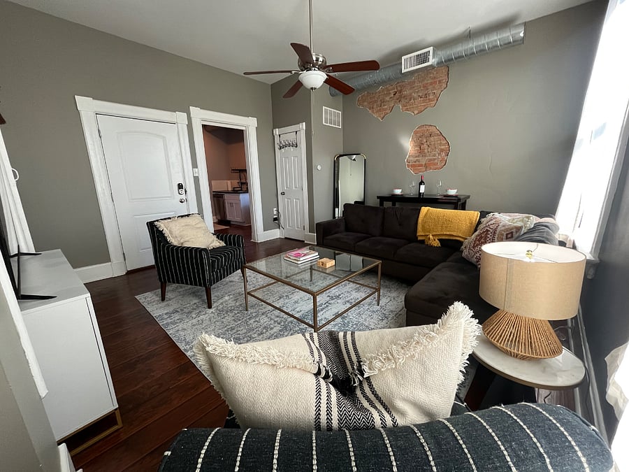 Furnished Finder property 820317_3 photo 4