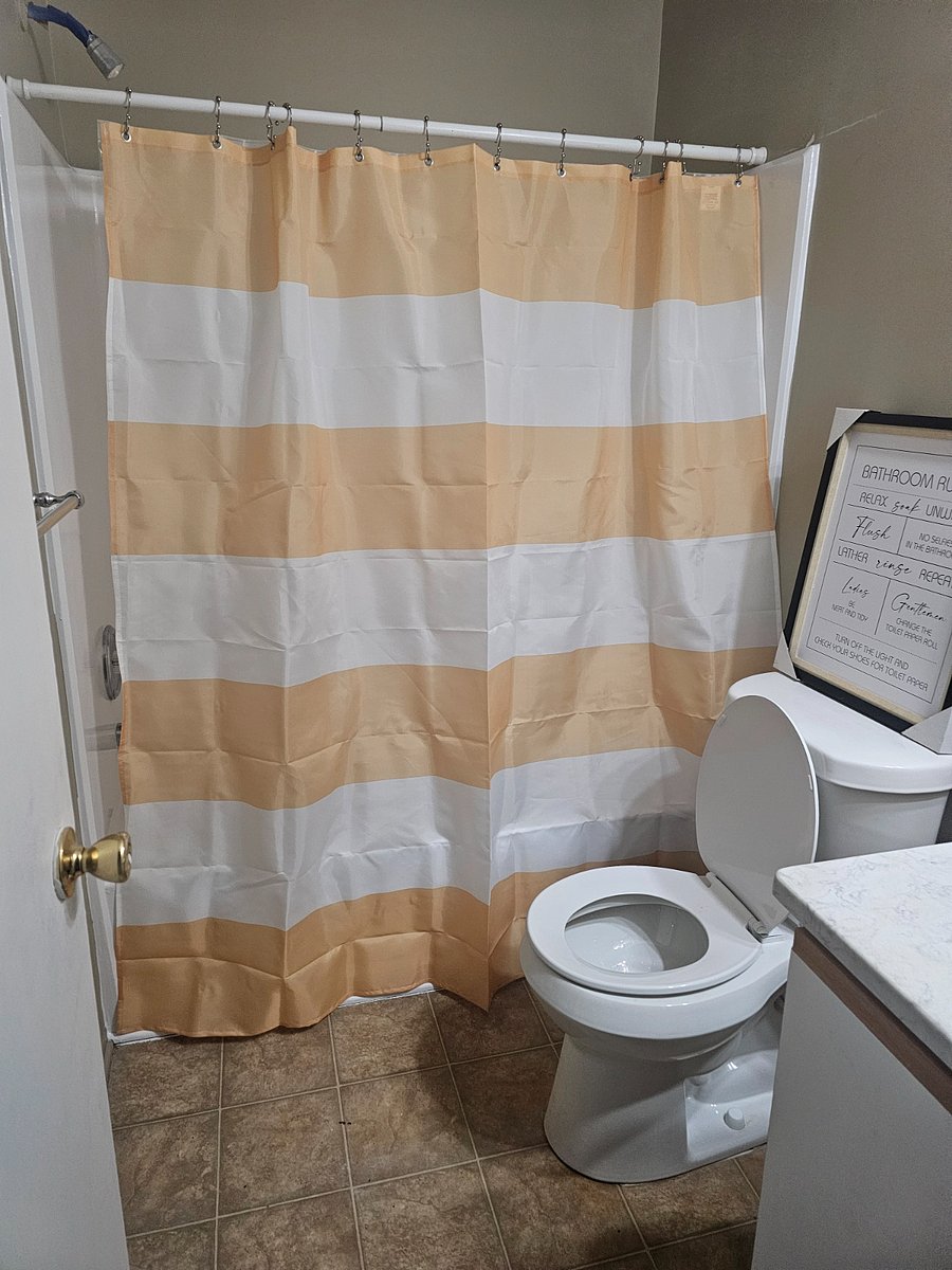 Bathroom for bedroom 2