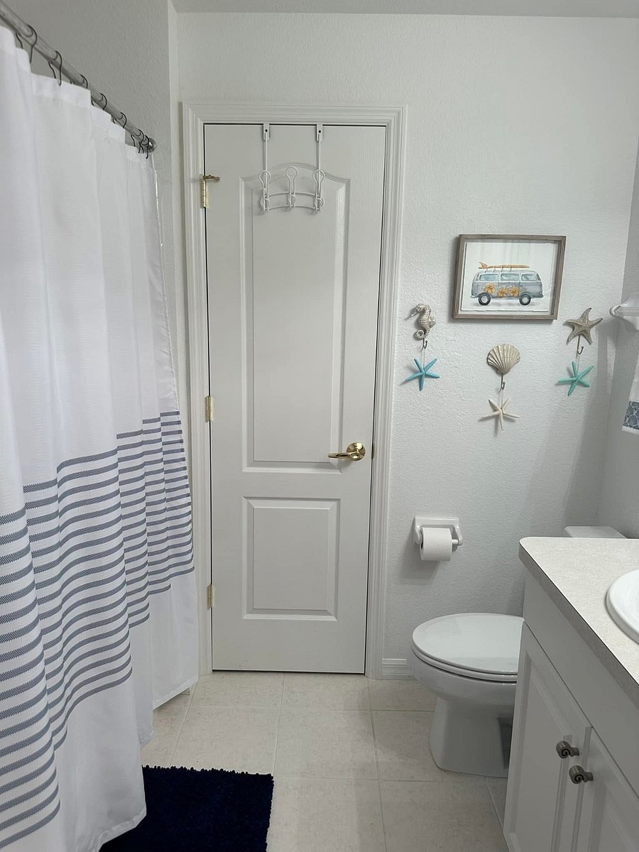 2nd Bathroom