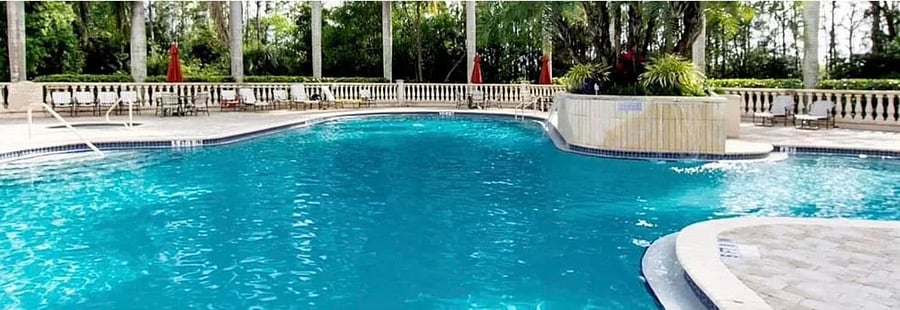 Large pool with hot tub.