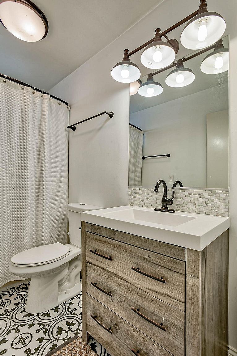 Furnished Finder property 820420_1 photo 14