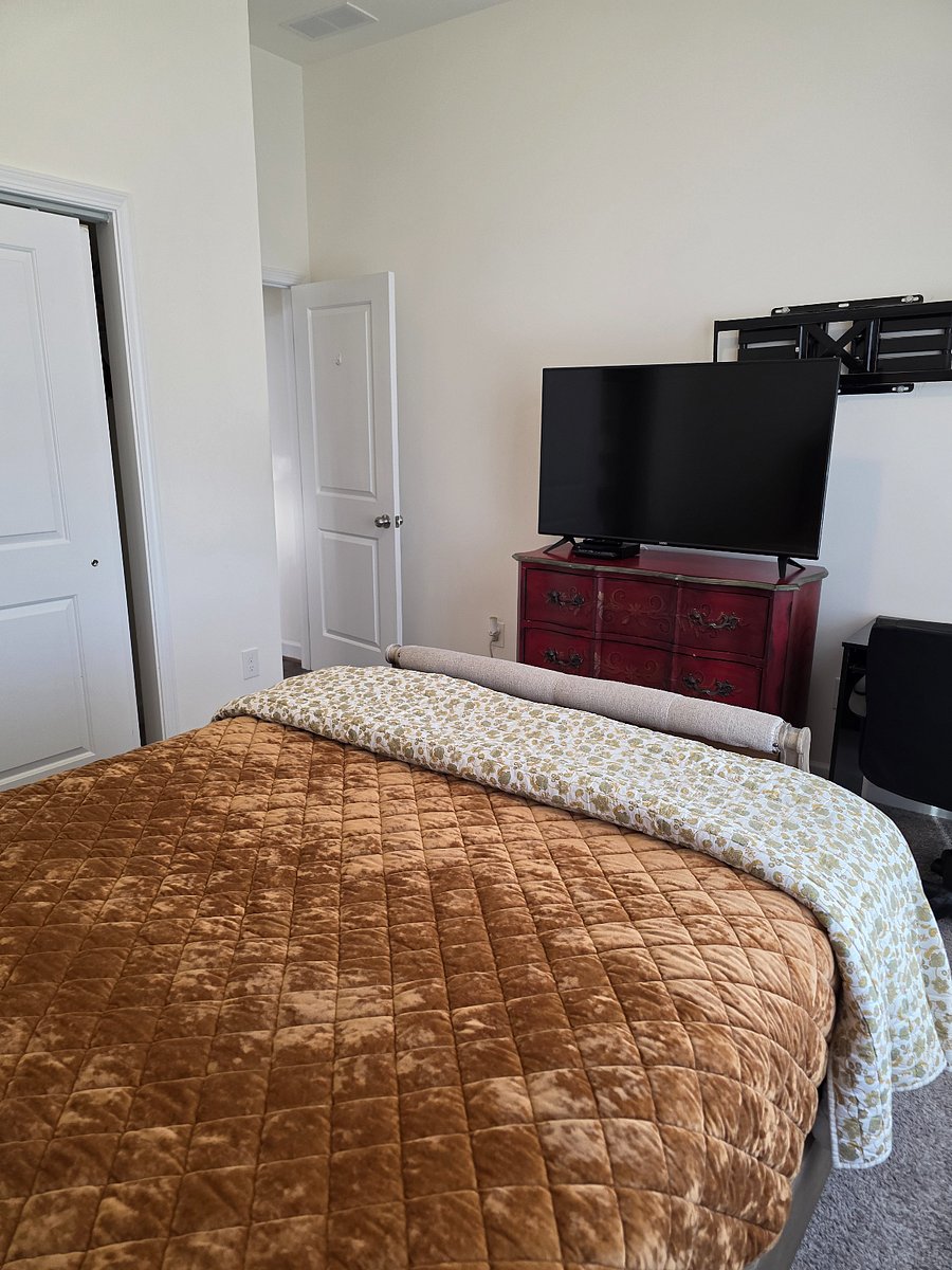 Furnished Finder property 820427_1 photo 3