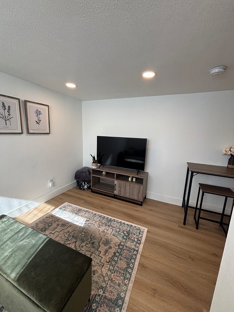 Furnished Finder property 820466_1 photo 7