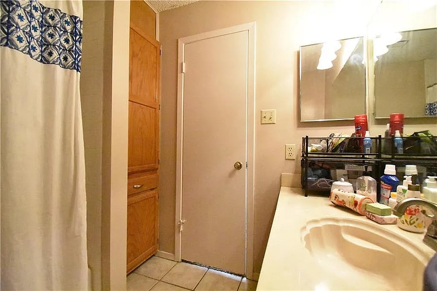 Furnished Finder property 820477_1 photo 7