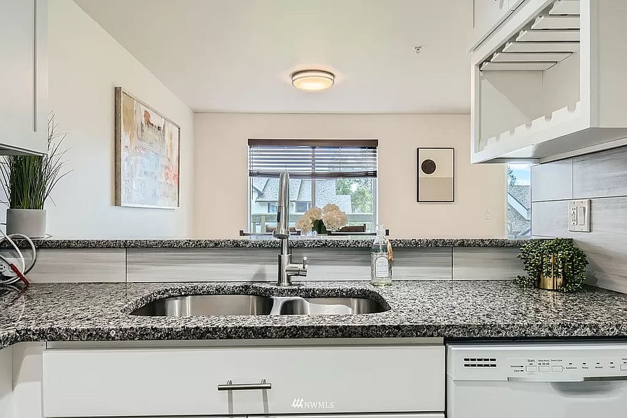 Furnished Finder property 820488_1 photo 5