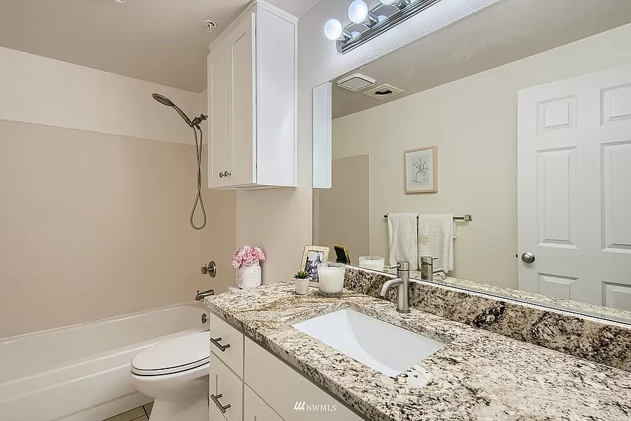 Furnished Finder property 820488_1 photo 25
