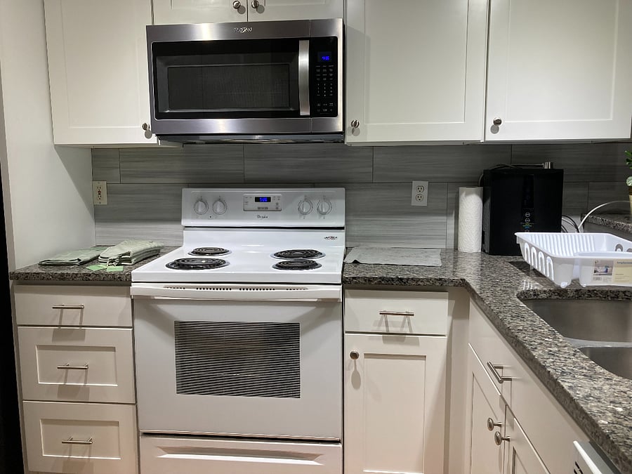 Furnished Finder property 820488_1 photo 32