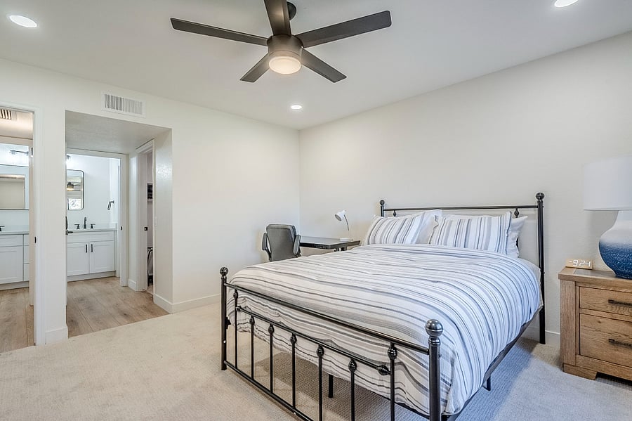 Furnished Finder property 820489_1 photo 17