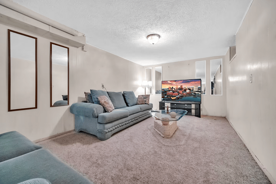 Furnished Finder property 820503_1 photo 33
