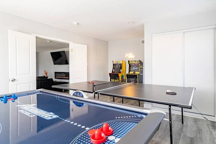 Furnished Finder property 820531_2 photo 8