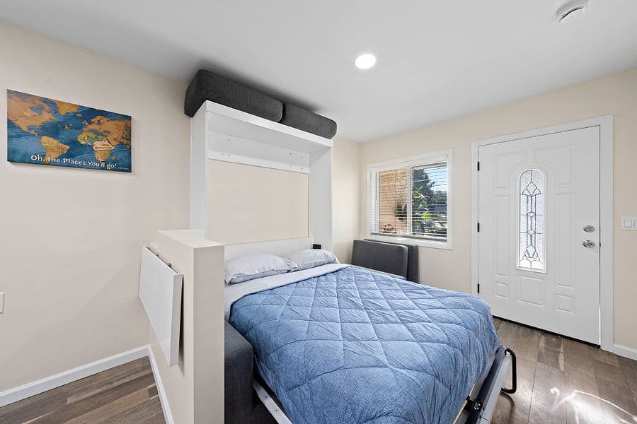 Furnished Finder property 820546_1 photo 9