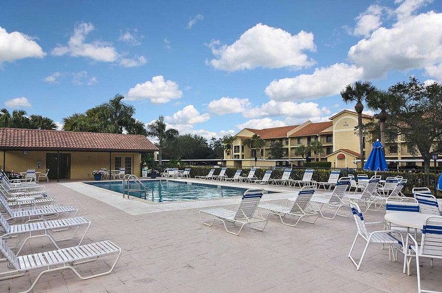 Furnished Finder property 820567_1 photo 26