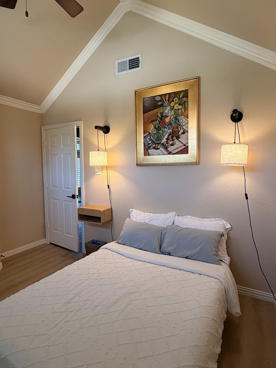 Furnished Finder property 820605_1 photo 3