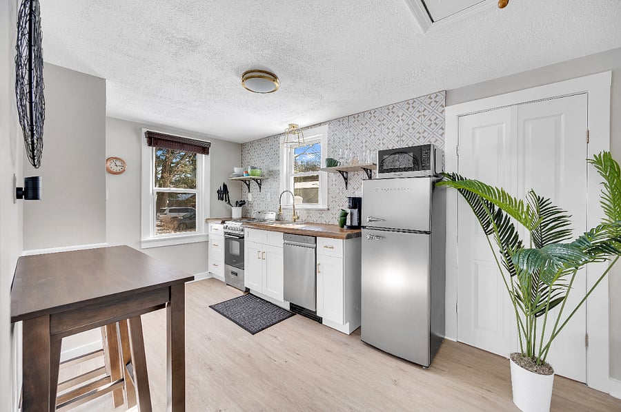 Furnished Finder property 820615_1 photo 8