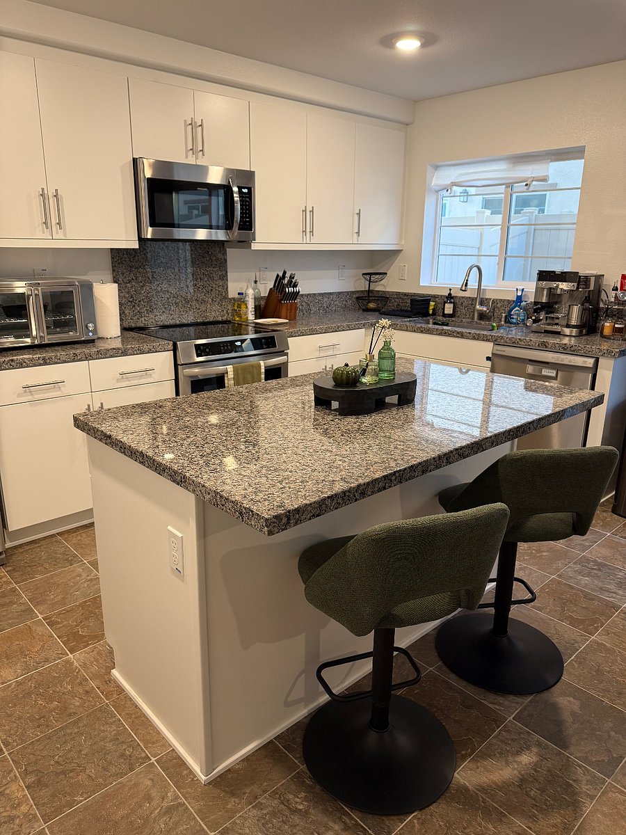 Furnished Finder property 820653_1 photo 8