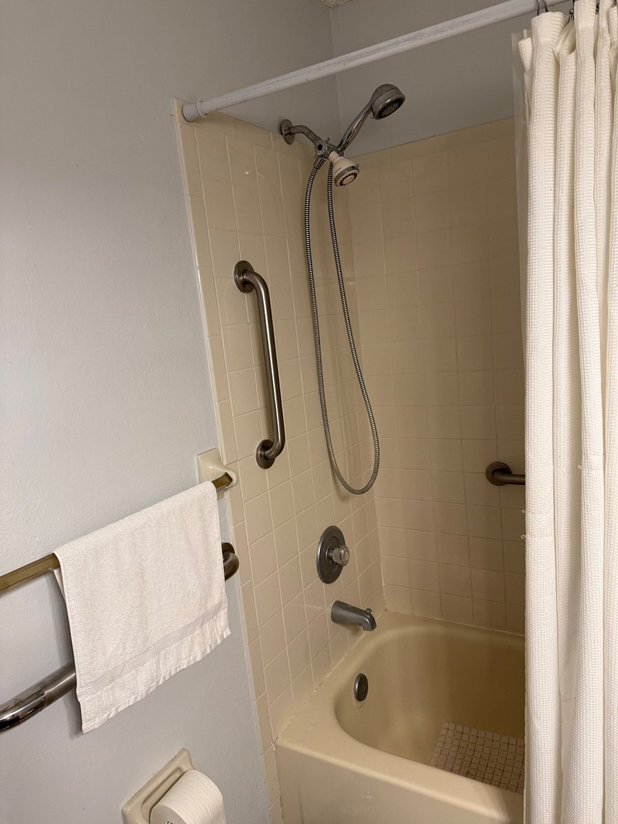 Second Bathroom with tub