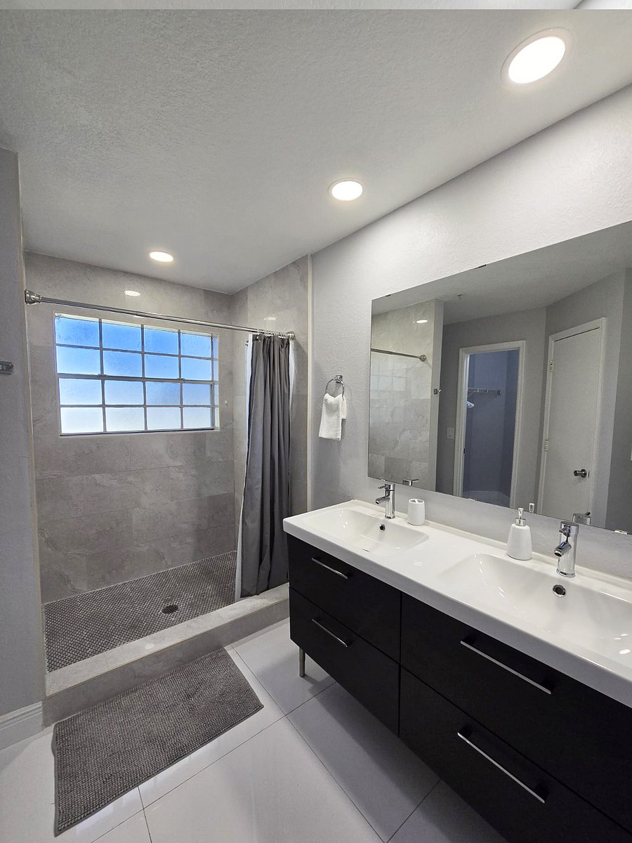 Furnished Finder property 820725_1 photo 16