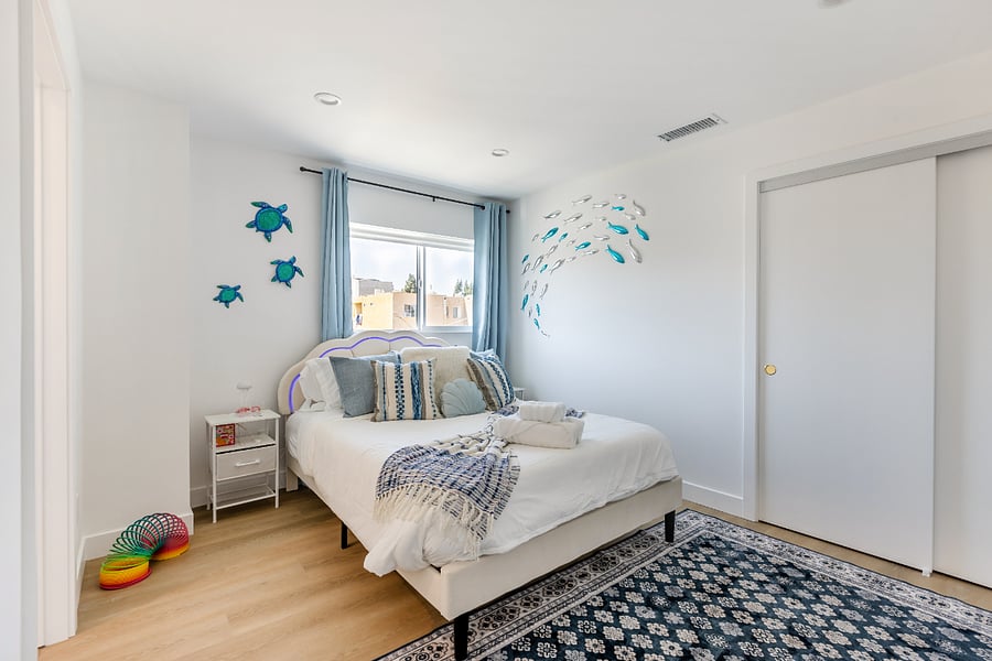 Ocean theme Room with private bathroom. 